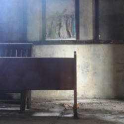 abandoned chapel_aura_3059-1